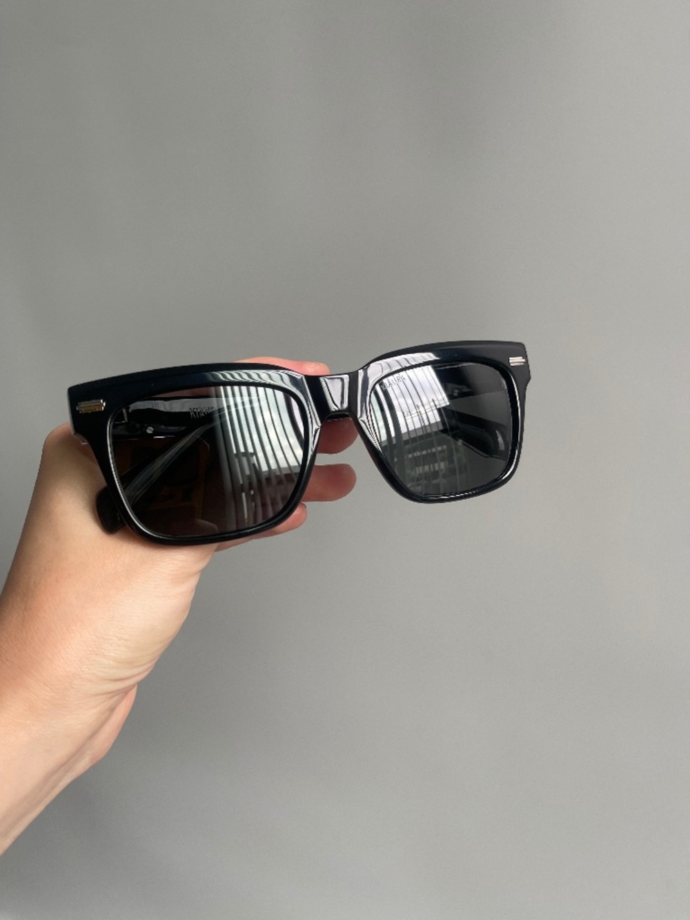 KIAURA Eyewear Eichler Designer Style Square Sunglasses Black Gray Lens